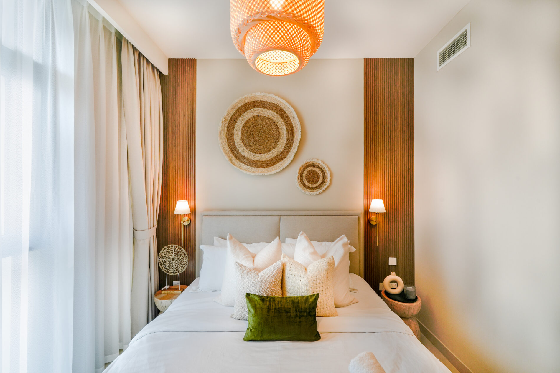 2 BEDROOM LUXURY PACKAGE