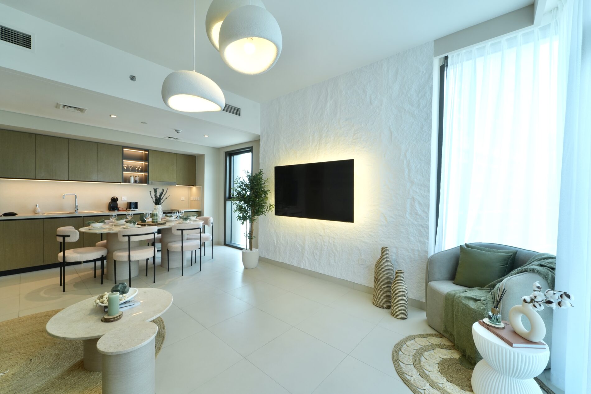 1 BEDROOM LUXURY PACKAGE